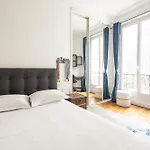 Veeve - Timeless Majesty Parigi