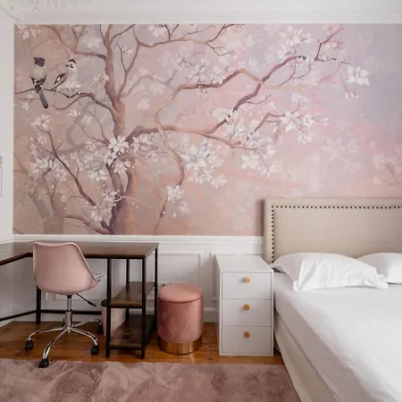 Veeve - Timeless Majesty * Paris