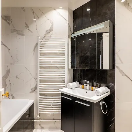 Veeve - Timeless Majesty * باريس