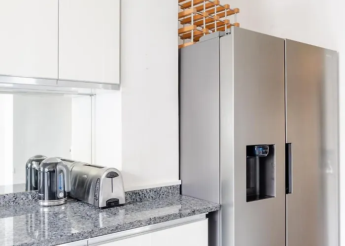 Апартаменты Veeve - Timeless Majesty