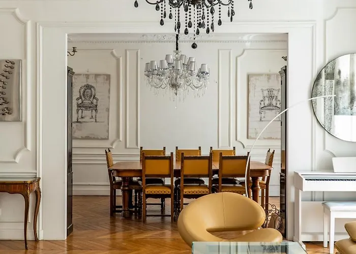 Апартаменты Veeve - Timeless Majesty Париж